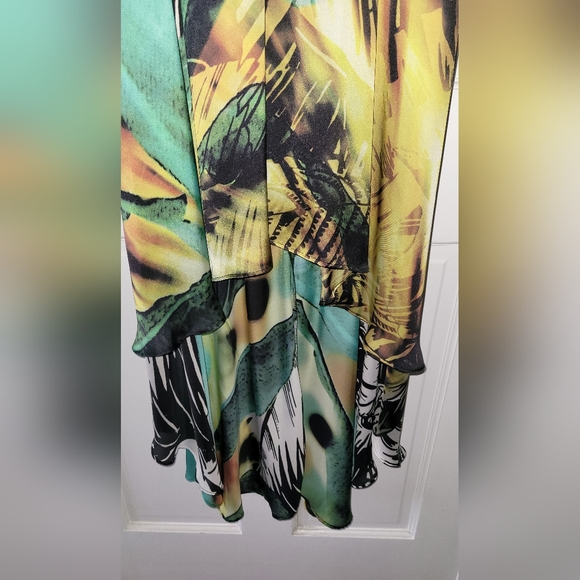 Bebe Multicolor Hi Low Flowy Sleeveless Summer Dress, Size XS - Picture 4 of 11